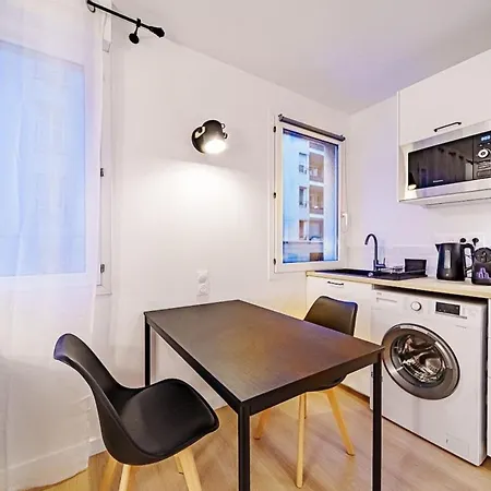 Apartment Le Grand Villon Cosy 4 Pers Maison De La Danse Lyon